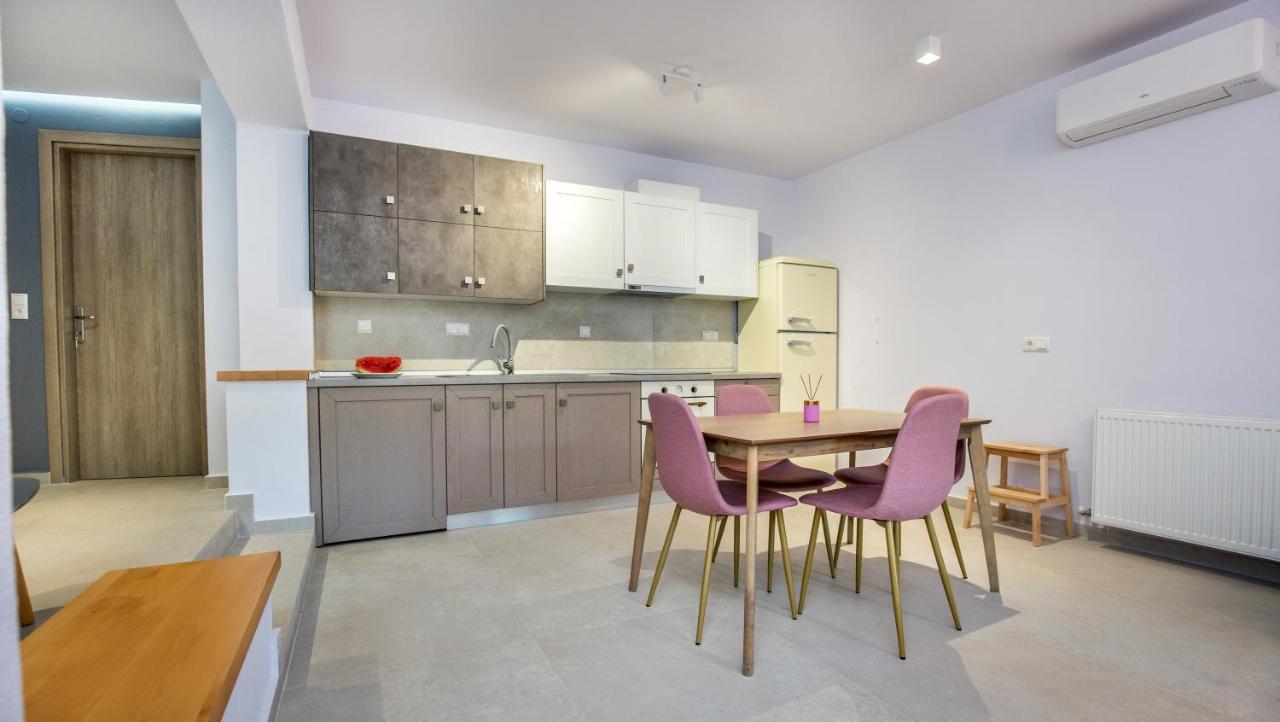 Apartamento Oikos Daretsou Theologos  Exterior foto