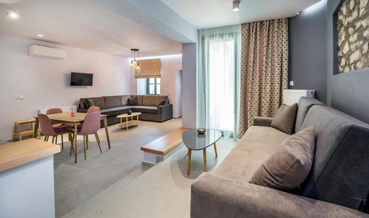 Apartamento Oikos Daretsou Theologos  Exterior foto